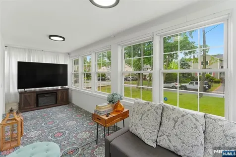 475 Albert Place New Milford NJ 07646