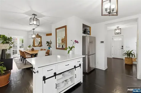 475 Albert Place New Milford NJ 07646