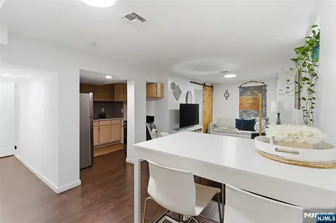 475 Albert Place New Milford NJ 07646