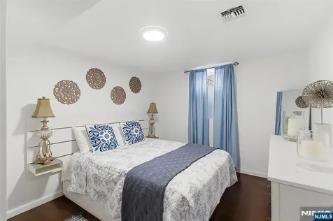 475 Albert Place New Milford NJ 07646