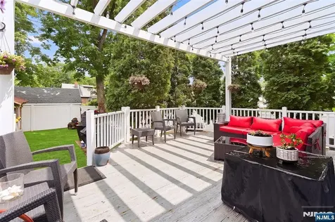 475 Albert Place New Milford NJ 07646