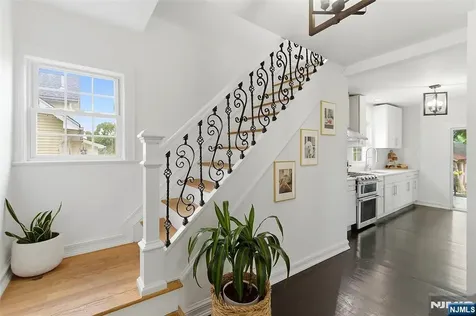475 Albert Place New Milford NJ 07646