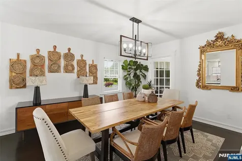 475 Albert Place New Milford NJ 07646