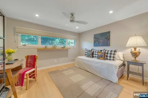 130 Pearl Brook Drive Clifton NJ 07013