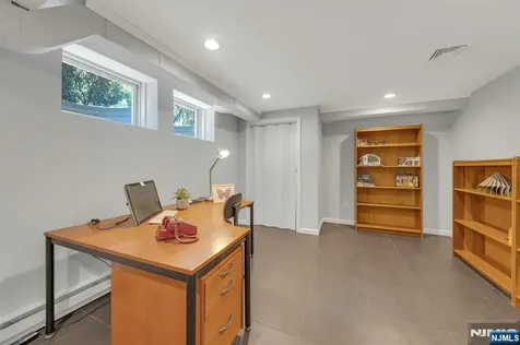 130 Pearl Brook Drive Clifton NJ 07013