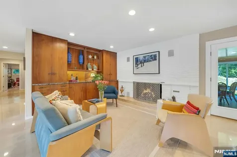 130 Pearl Brook Drive Clifton NJ 07013