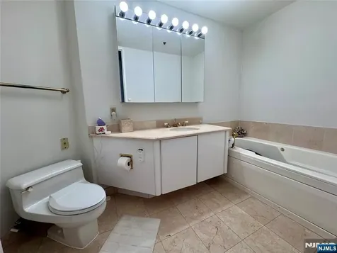 100 Carlyle Cliffside Park NJ 07010