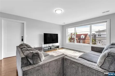 26 Arlington Boulevard North Arlington NJ 07031