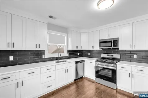 26 Arlington Boulevard North Arlington NJ 07031