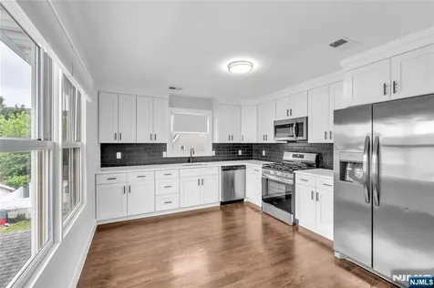 26 Arlington Boulevard North Arlington NJ 07031