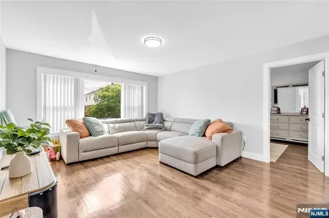26 Arlington Boulevard North Arlington NJ 07031
