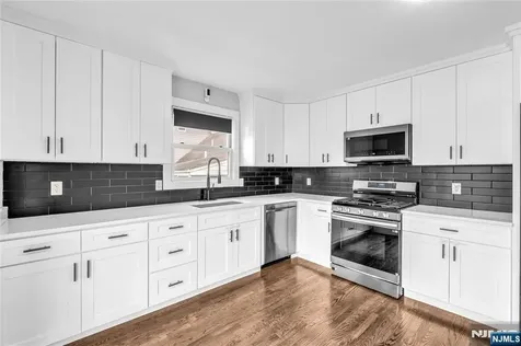 26 Arlington Boulevard North Arlington NJ 07031