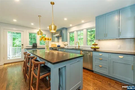 487 Highland Avenue Montclair NJ 07043