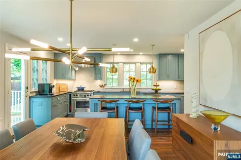 487 Highland Avenue Montclair NJ 07043