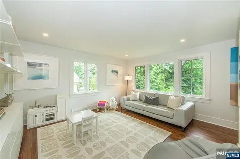 487 Highland Avenue Montclair NJ 07043