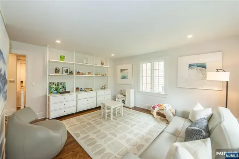 487 Highland Avenue Montclair NJ 07043