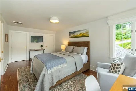 487 Highland Avenue Montclair NJ 07043