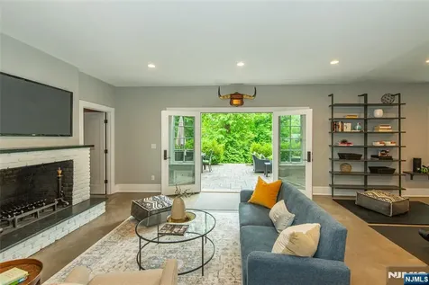 487 Highland Avenue Montclair NJ 07043