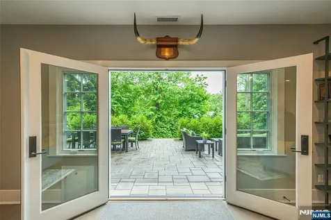 487 Highland Avenue Montclair NJ 07043