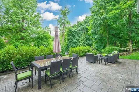 487 Highland Avenue Montclair NJ 07043