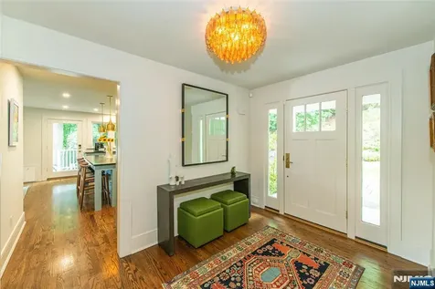 487 Highland Avenue Montclair NJ 07043