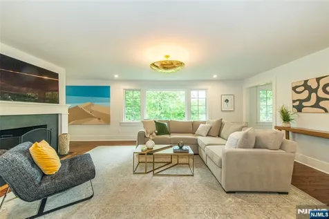 487 Highland Avenue Montclair NJ 07043