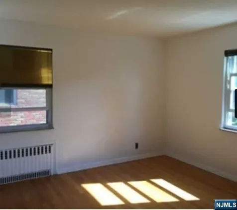 2152 South Street Fort Lee NJ 07024