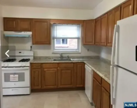 2152 South Street Fort Lee NJ 07024