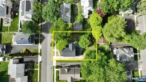 119 Lenox Avenue New Milford NJ 07646