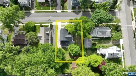 119 Lenox Avenue New Milford NJ 07646