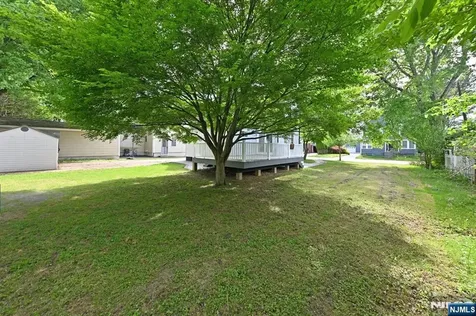 119 Lenox Avenue New Milford NJ 07646