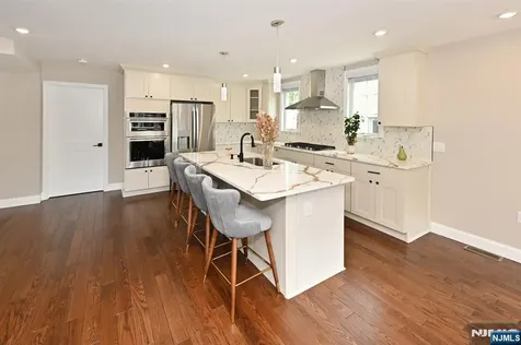 119 Lenox Avenue New Milford NJ 07646