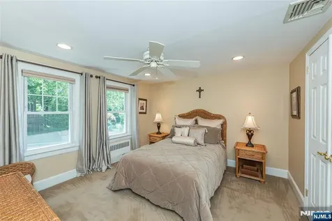 10 Irving Place Nutley NJ 07110