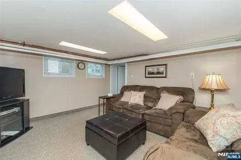 10 Irving Place Nutley NJ 07110