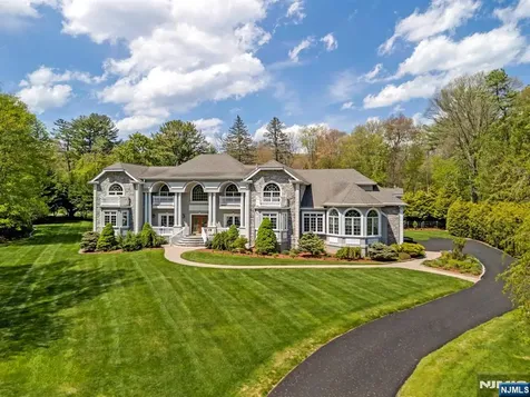17 Constitution Avenue Roxbury Township NJ 07876