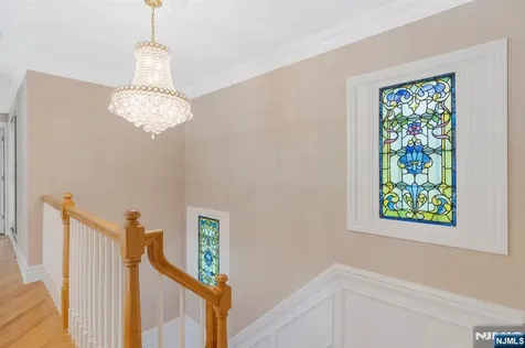 17 Constitution Avenue Roxbury Township NJ 07876