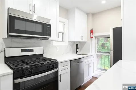 285 Orchard Terrace Bogota NJ 07603