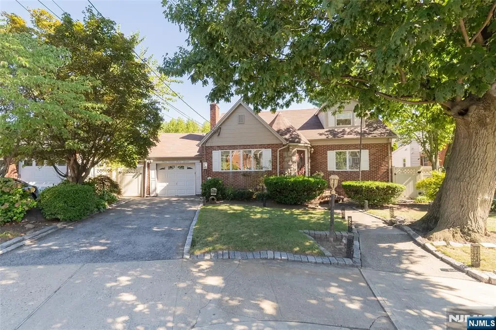 347 Westview Avenue Fort Lee NJ 07024