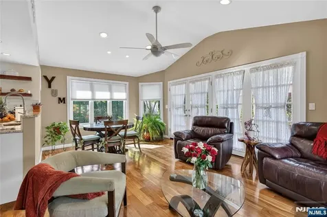 347 Westview Avenue Fort Lee NJ 07024