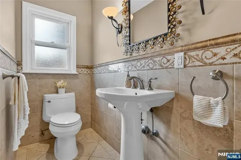 347 Westview Avenue Fort Lee NJ 07024