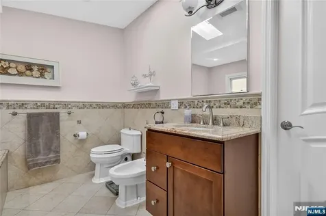 347 Westview Avenue Fort Lee NJ 07024