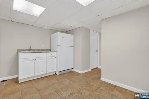 347 Westview Avenue Fort Lee NJ 07024