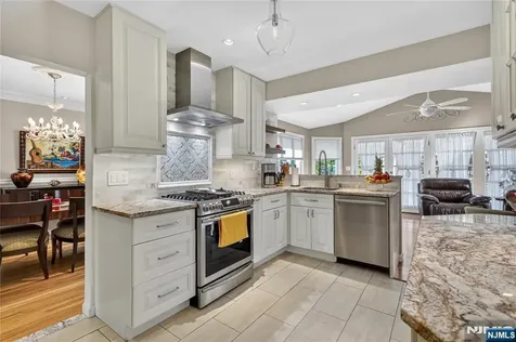 347 Westview Avenue Fort Lee NJ 07024
