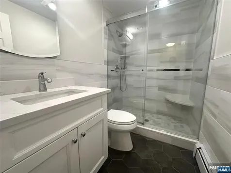 136 Grand Street New Milford NJ 07646