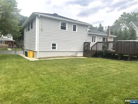 136 Grand Street New Milford NJ 07646