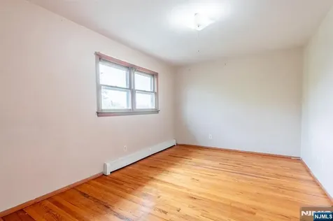 430 Sylvan Saddle Brook NJ 07663