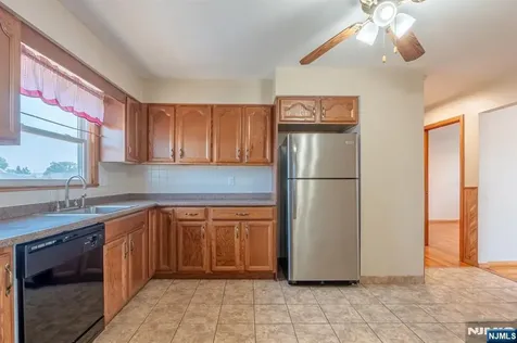430 Sylvan Saddle Brook NJ 07663