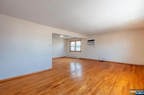 430 Sylvan Saddle Brook NJ 07663