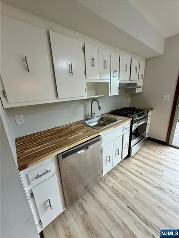 54 Franklin Avenue Saddle Brook NJ 07663