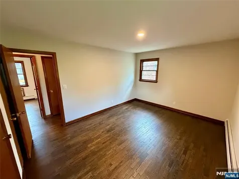 54 Franklin Avenue Saddle Brook NJ 07663